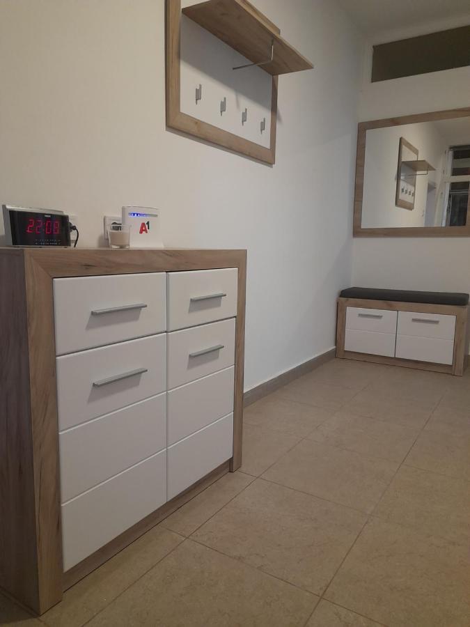 Apartman Stevan Pirot Ngoại thất bức ảnh